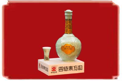 大庆烟酒回收四特酒.jpg
